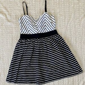 Freeway M minidress/cocktail/party dress spaghetti straps black white stripe NWT